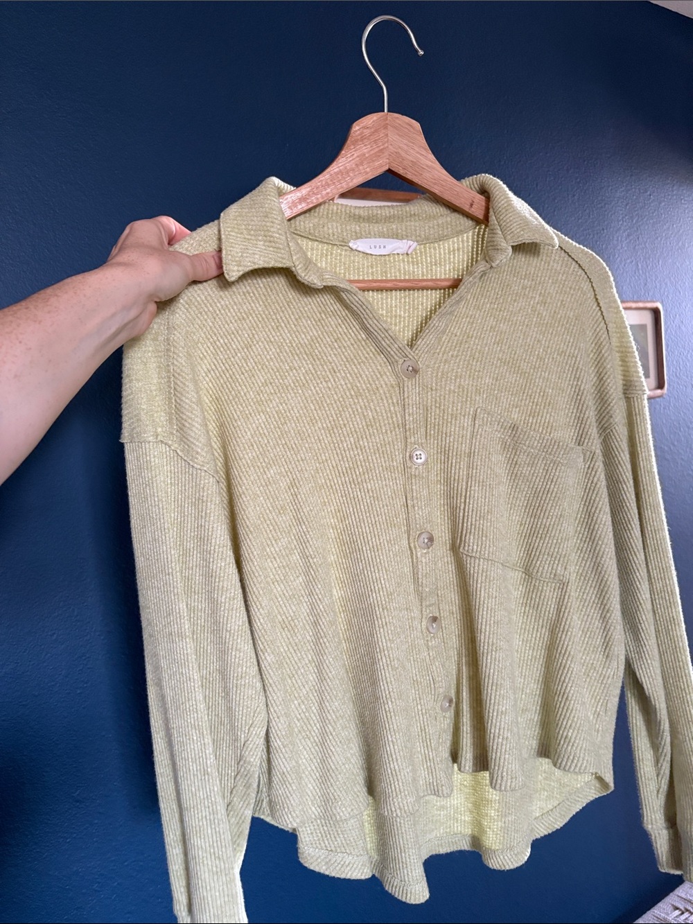 Light Olive Button-Up Ribbed Collared Sweater